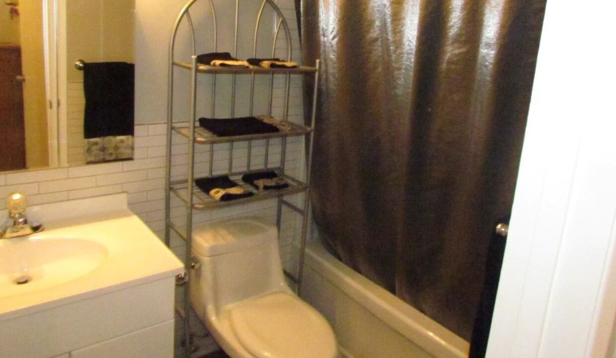 xr:d:DAFIsmKu8H8:99,j:32762158729,t:22081218