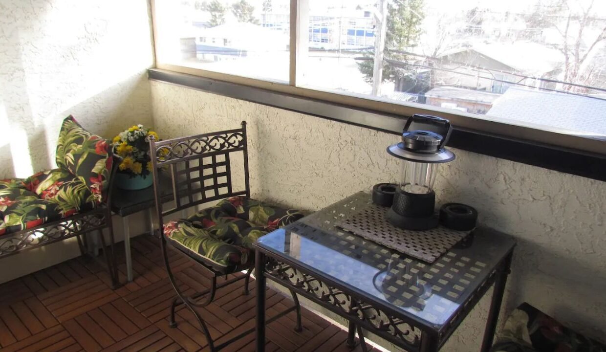 xr:d:DAFIsmKu8H8:100,j:32762167330,t:22081218