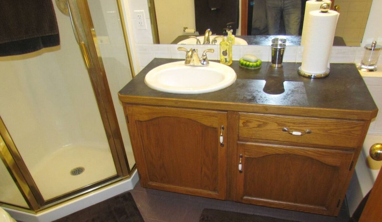 xr:d:DAFIsmKu8H8:74,j:32625666744,t:22081101