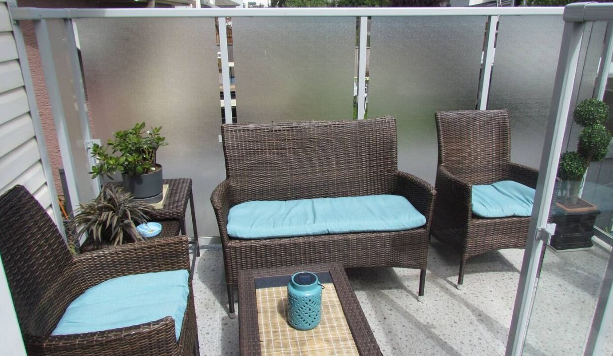 xr:d:DAFIsmKu8H8:80,j:32625745333,t:22081101