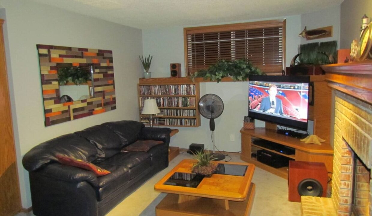 xr:d:DAFIsmKu8H8:105,j:32767373445,t:22081220