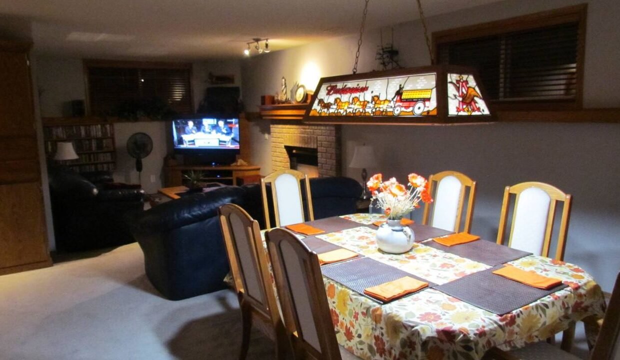 xr:d:DAFIsmKu8H8:110,j:32767443357,t:22081220