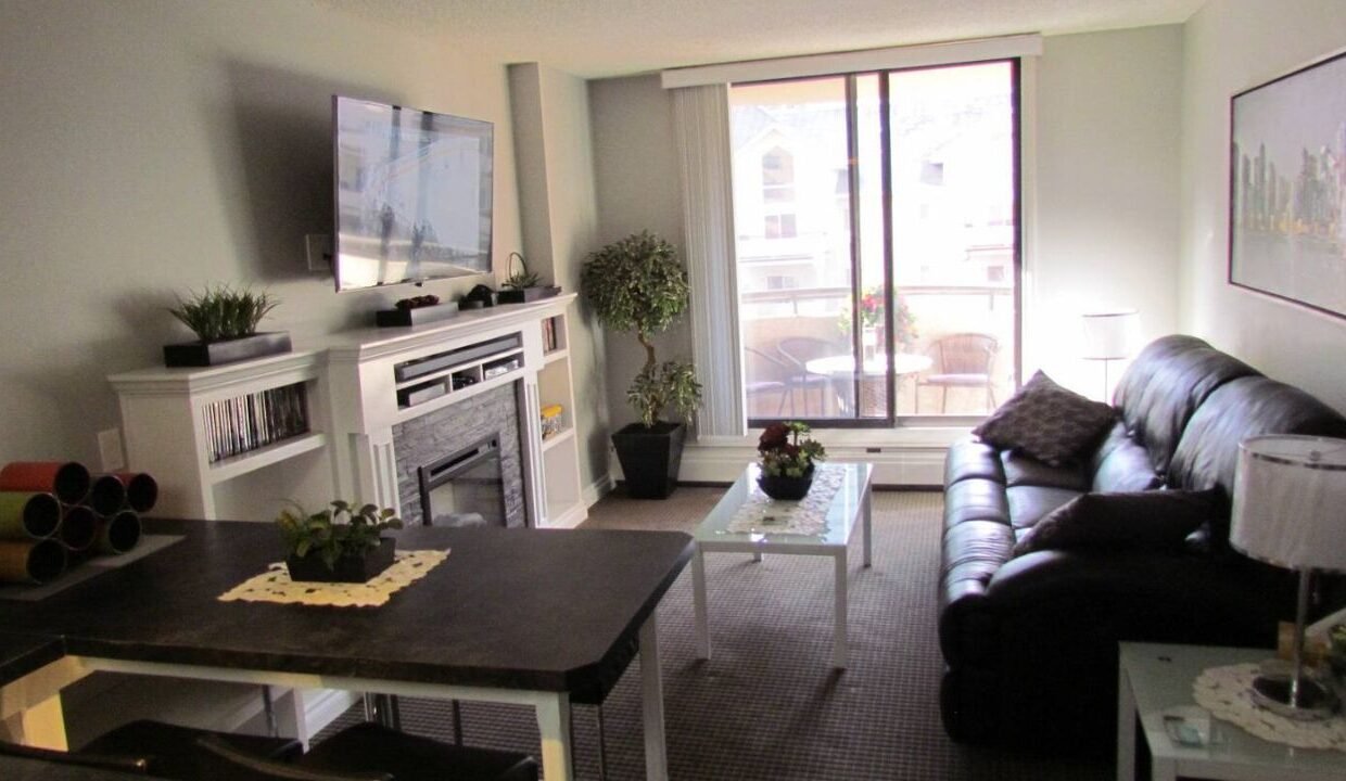 xr:d:DAFIsmKu8H8:44,j:32556513371,t:22081005