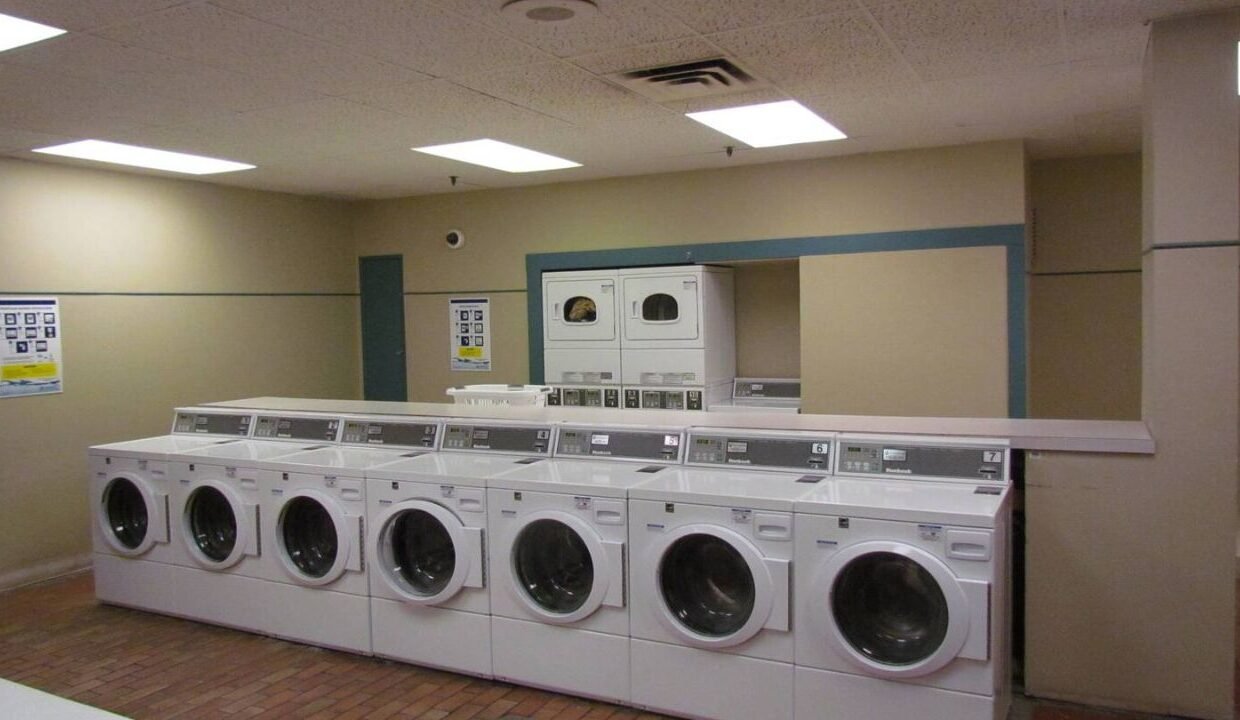 xr:d:DAFIsmKu8H8:42,j:32556493385,t:22081005