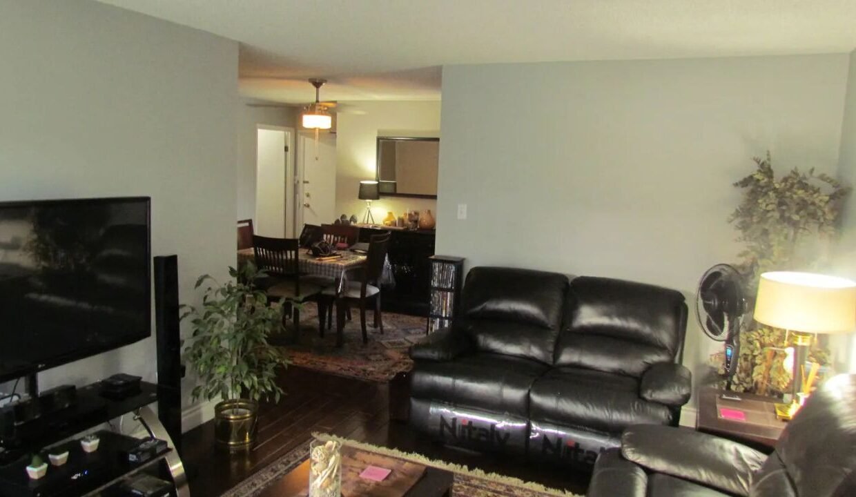 xr:d:DAFIsmKu8H8:51,j:32557517595,t:22081006